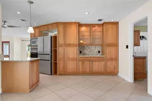 1011 Pine Forest Ct, Venice, FL 34293 - Photo 15