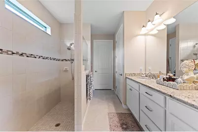 13825 Rinuccio Street, Venice, FL 34293 - Photo 17