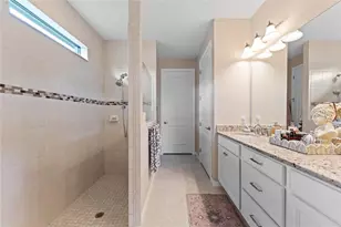13825 RINUCCIO ST, Venice, FL 34293 - Photo 17