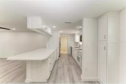 2714 Datura Street, Sarasota, FL 34239 - Photo 15