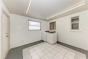 2714 Datura St, Sarasota, FL 34239 - Photo 37