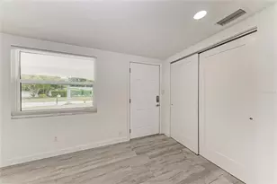 2714 Datura St, Sarasota, FL 34239 - Photo 7