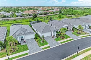 18615 Midsummer Pl, Venice, FL 34293 - Photo 49