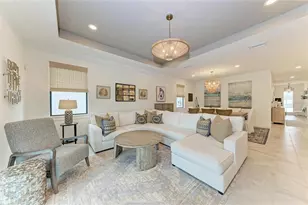 18615 Midsummer Pl, Venice, FL 34293 - Photo 11