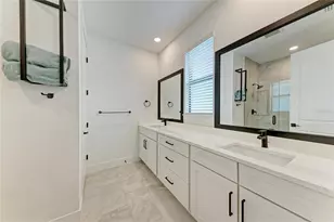 18615 Midsummer Pl, Venice, FL 34293 - Photo 25