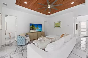 811 30th Ct E, Bradenton, FL 34208 - Photo 13