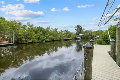 811 30th Court E, Bradenton, FL 34208 - Photo 5