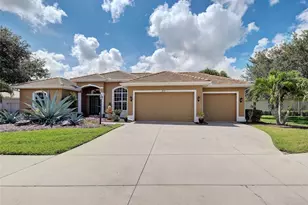 311 Wild Pine Way, Venice, FL 34292 - Photo 3