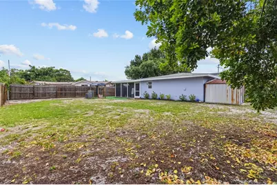 3422 Fenway Drive, Sarasota, FL 34232 - Photo 11