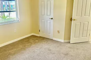 270 W Seminole Dr, Venice, FL 34293 - Photo 27
