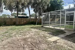 270 W Seminole Dr, Venice, FL 34293 - Photo 21
