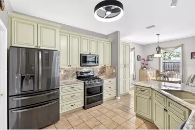 5425 Matthew Court, Sarasota, FL 34231 - Photo 3