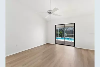 7517 38th Street Circle E, Sarasota, FL 34243 - Photo 19
