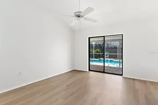 7517 38th St Cir E, Sarasota, FL 34243 - Photo 19