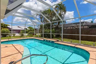 7517 38th St Cir E, Sarasota, FL 34243 - Photo 23
