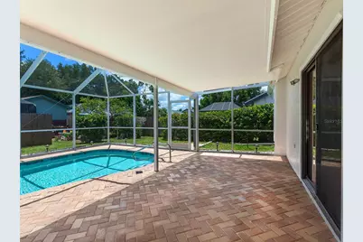 7517 38th Street Circle E, Sarasota, FL 34243 - Photo 25