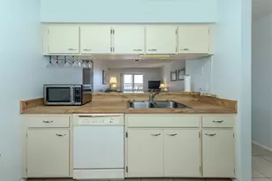 217 Airport Ave W, Venice, FL 34285 - Photo 21