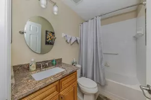 12905 Tigers Eye Dr, Venice, FL 34292 - Photo 37