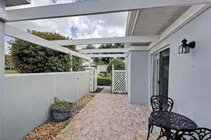 262 Cerromar Way S, Venice, FL 34293 - Photo 43