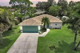 732 Nectar Rd, Venice, FL 34293 - Photo 1