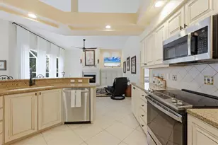 597 Aston Woods Ct, Venice, FL 34293 - Photo 17