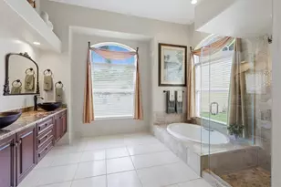 597 Aston Woods Ct, Venice, FL 34293 - Photo 25