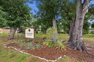 597 Aston Woods Ct, Venice, FL 34293 - Photo 45