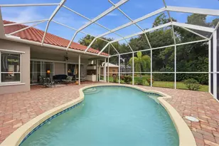 597 Aston Woods Ct, Venice, FL 34293 - Photo 37