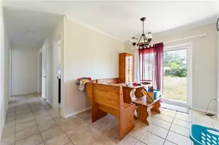 5015 Brookmeade Dr, Sarasota, FL 34232 - Photo 9