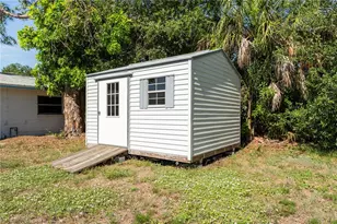 5015 Brookmeade Dr, Sarasota, FL 34232 - Photo 23