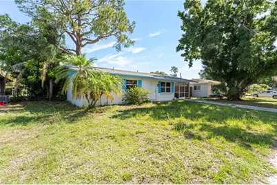 5015 Brookmeade Drive, Sarasota, FL 34232 - Photo 3