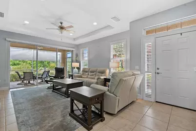 395 Capulet Drive, Venice, FL 34292 - Photo 5