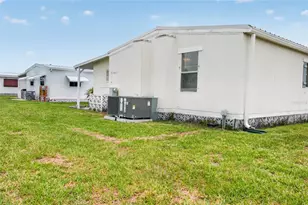 498 Longwood Dr, Venice, FL 34285 - Photo 33