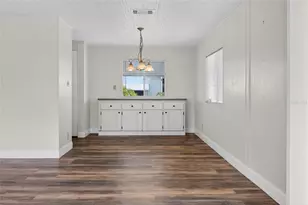 498 Longwood Dr, Venice, FL 34285 - Photo 5