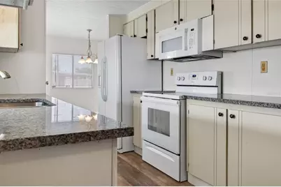 498 Longwood Drive, Venice, FL 34285 - Photo 7