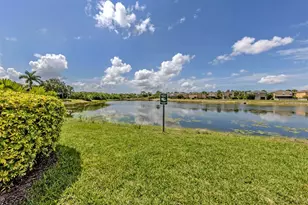 12983 Tigers Eye Dr, Venice, FL 34292 - Photo 5