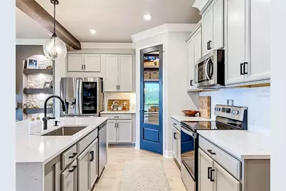 18105 Grand Prosperity Drive, Venice, FL 34293 - Photo 15
