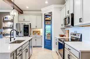 18105 Grand Prosperity Dr, Venice, FL 34293 - Photo 15