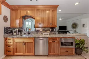 1505 Gondola Park Dr, Venice, FL 34292 - Photo 9