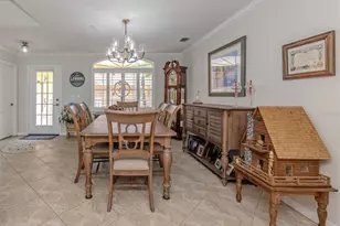 1505 Gondola Park Dr, Venice, FL 34292 - Photo 7