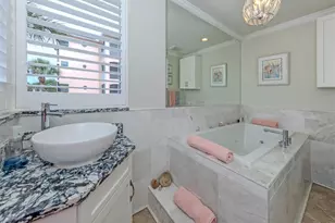 1505 Gondola Park Dr, Venice, FL 34292 - Photo 17