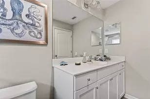 12666 Shimmering Oak Cir, Venice, FL 34293 - Photo 33