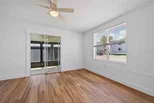 908 Villas Dr, Venice, FL 34285 - Photo 13