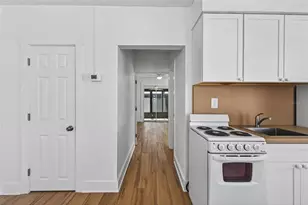 908 Villas Dr, Venice, FL 34285 - Photo 9