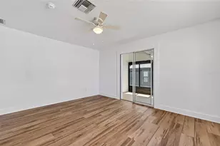 908 Villas Dr, Venice, FL 34285 - Photo 15