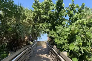 1226 Pine Needle Rd, Venice, FL 34285 - Photo 57