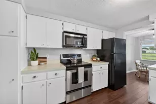 1226 Pine Needle Rd, Venice, FL 34285 - Photo 27