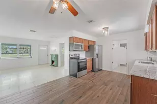 20310 Lorenzo Ave, Port Charlotte, FL 33952 - Photo 13