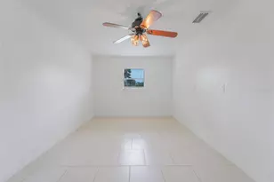 20310 Lorenzo Ave, Port Charlotte, FL 33952 - Photo 23