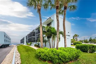 2810 N Beach Rd, Englewood, FL 34223 - Photo 49